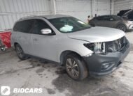 2018 II NISSAN PATHFINDER SV