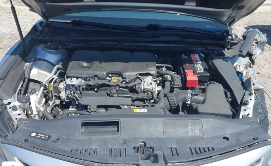 2018 II TOYOTA CAMRY SE