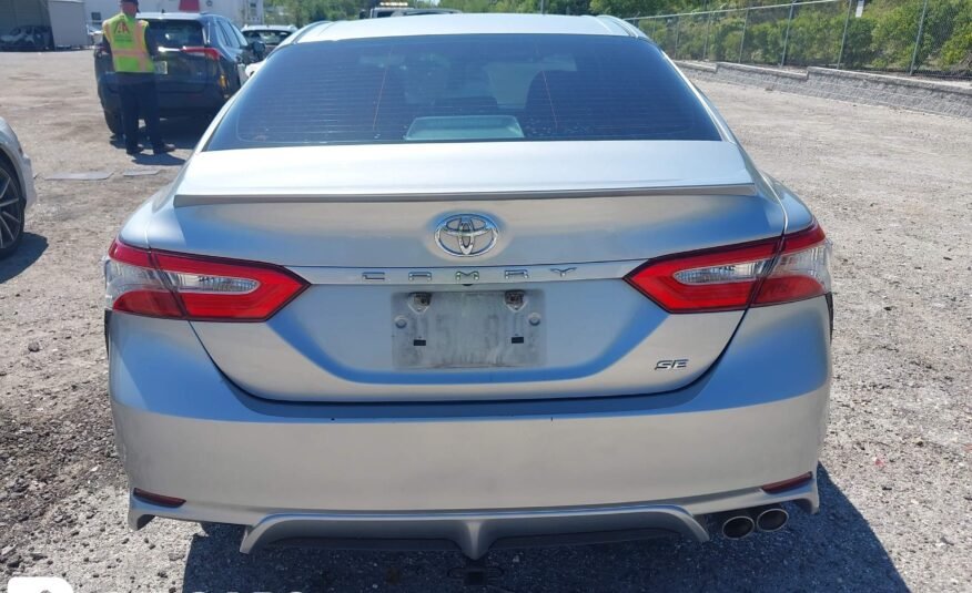2018 II TOYOTA CAMRY SE