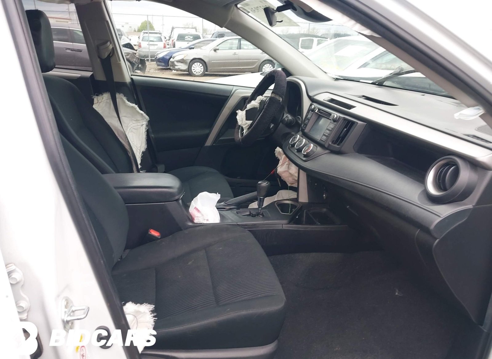 2018 II TOYOTA RAV4 LE