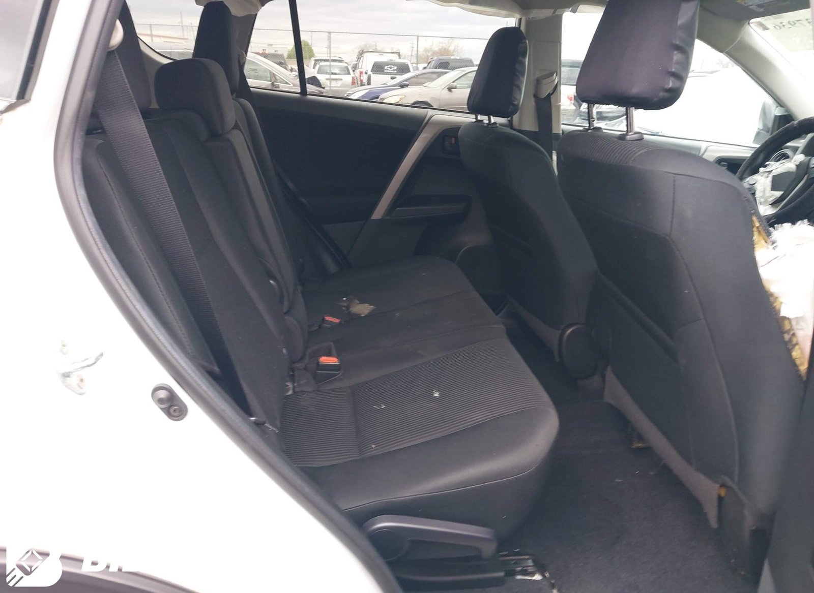 2018 II TOYOTA RAV4 LE