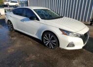 2019 II NISSAN ALTIMA SR