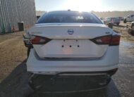 2019 II NISSAN ALTIMA SR
