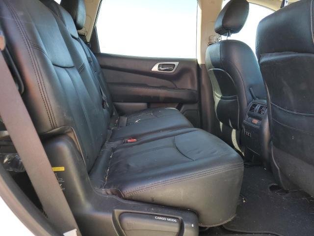2019 II NISSAN PATHFINDER SV