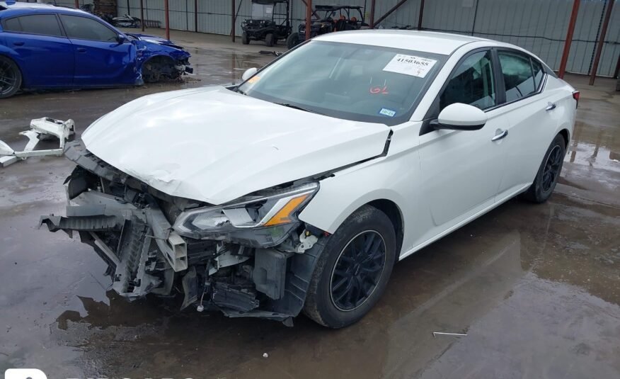 2020 II NISSAN ALTIMA S