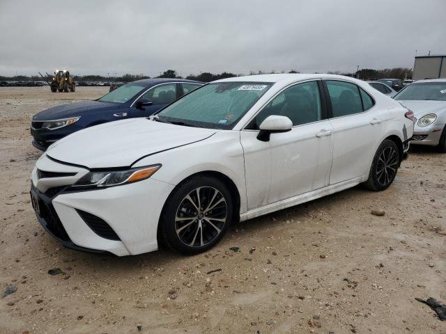 2020 II TOYOTA CAMRY SE