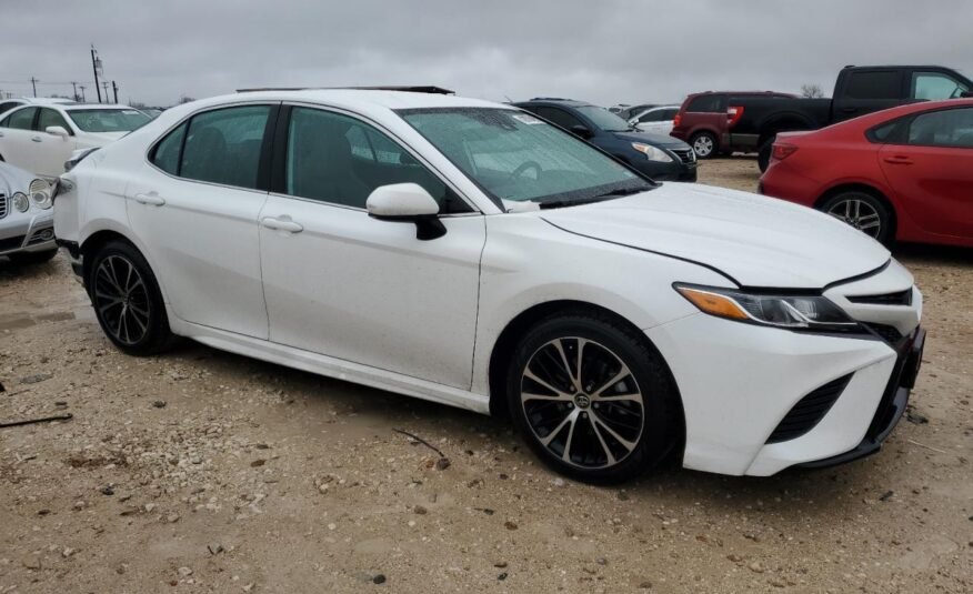2020 II TOYOTA CAMRY SE