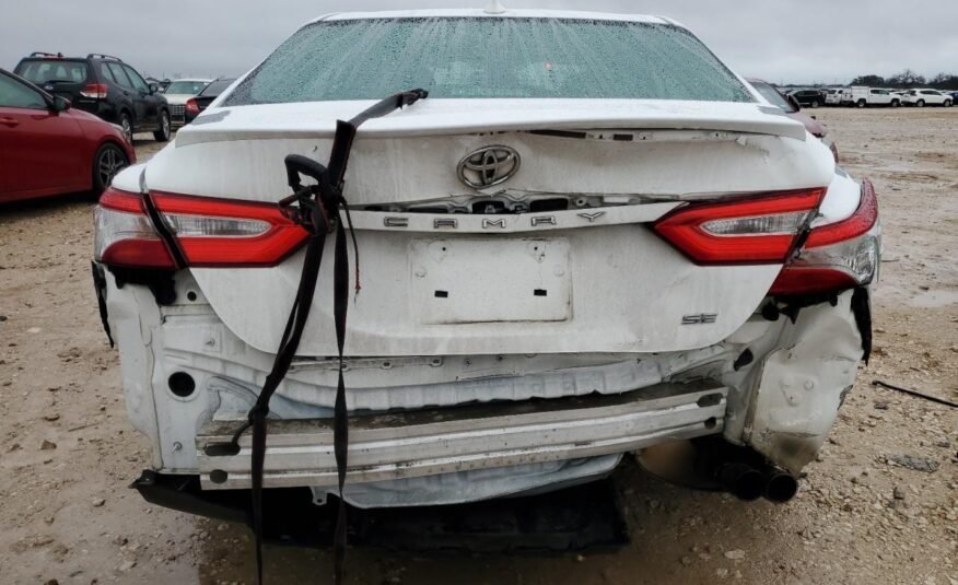 2020 II TOYOTA CAMRY SE