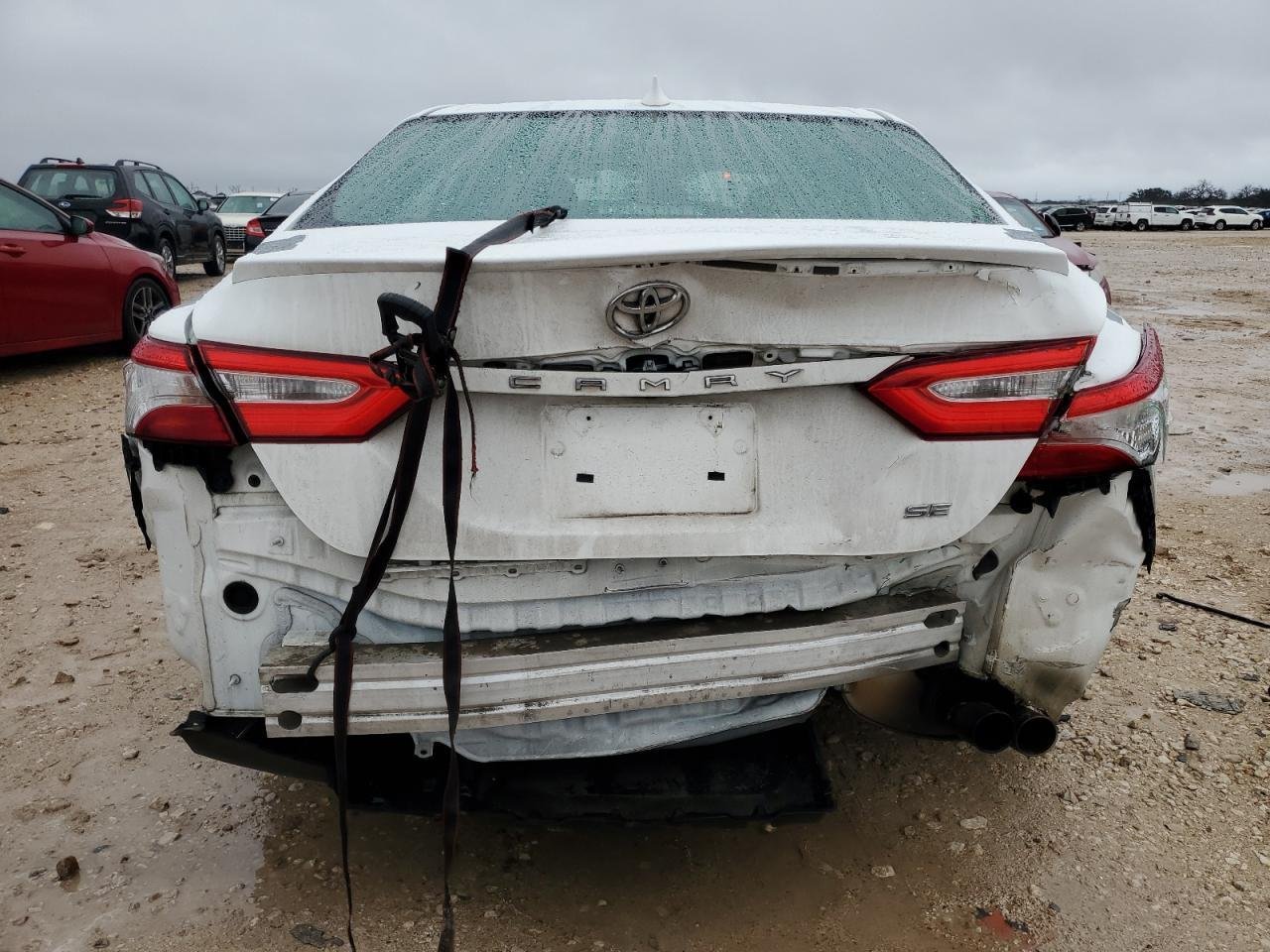 2020 II TOYOTA CAMRY SE