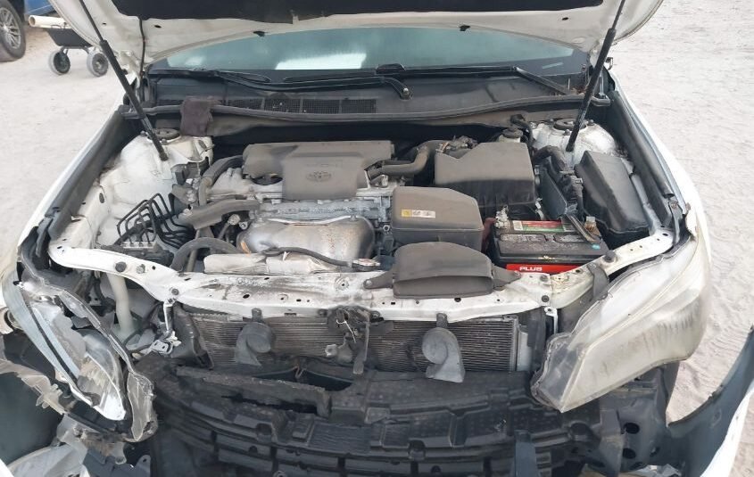 2017 II TOYOTA CAMRY SE