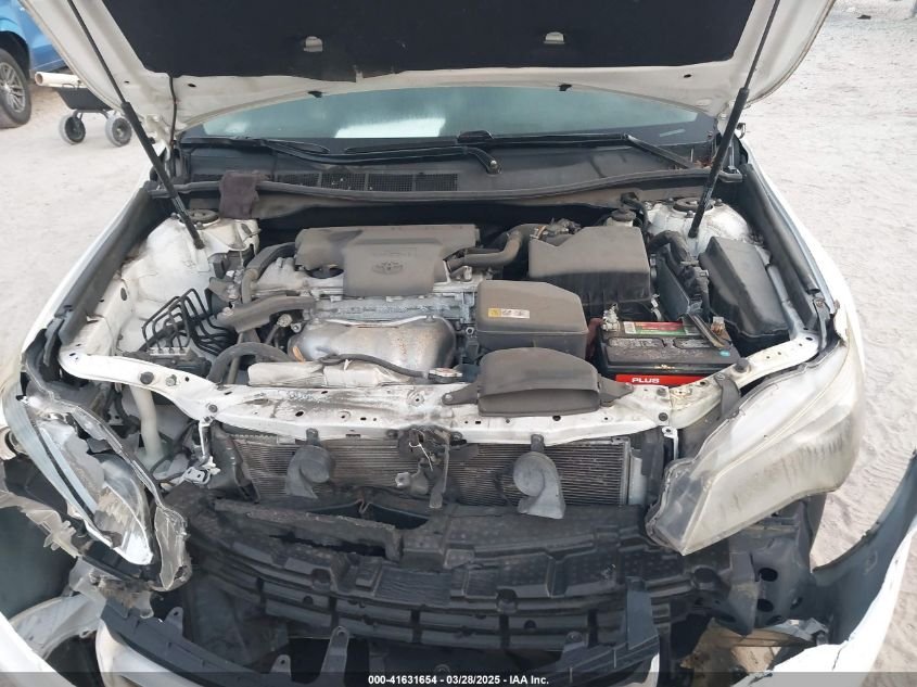 2017 II TOYOTA CAMRY SE