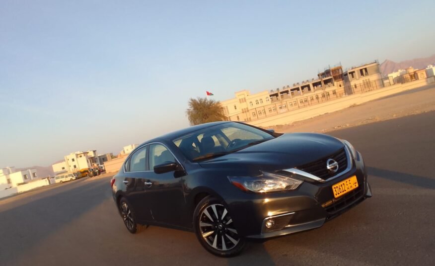 2018 Nissan Altima SV