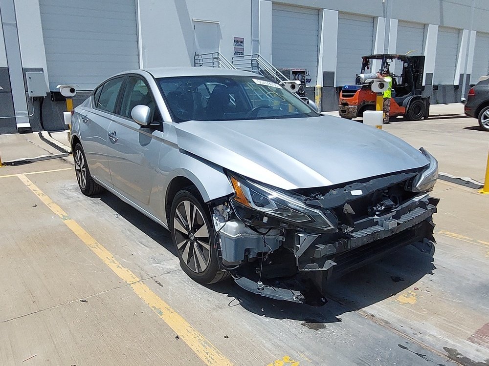 2021 NISSAN ALTIMA SV