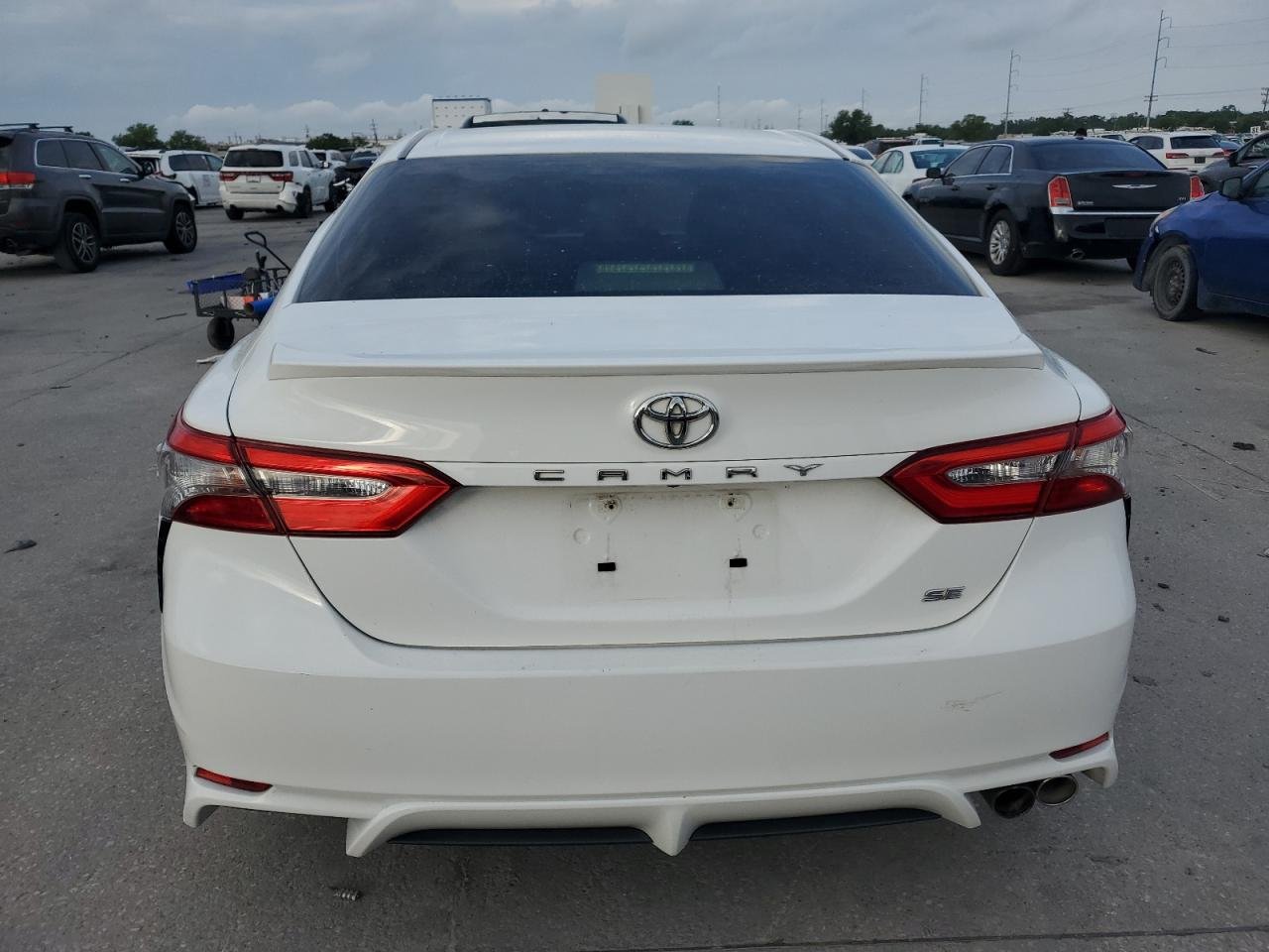 2020 Toyota Camry SE