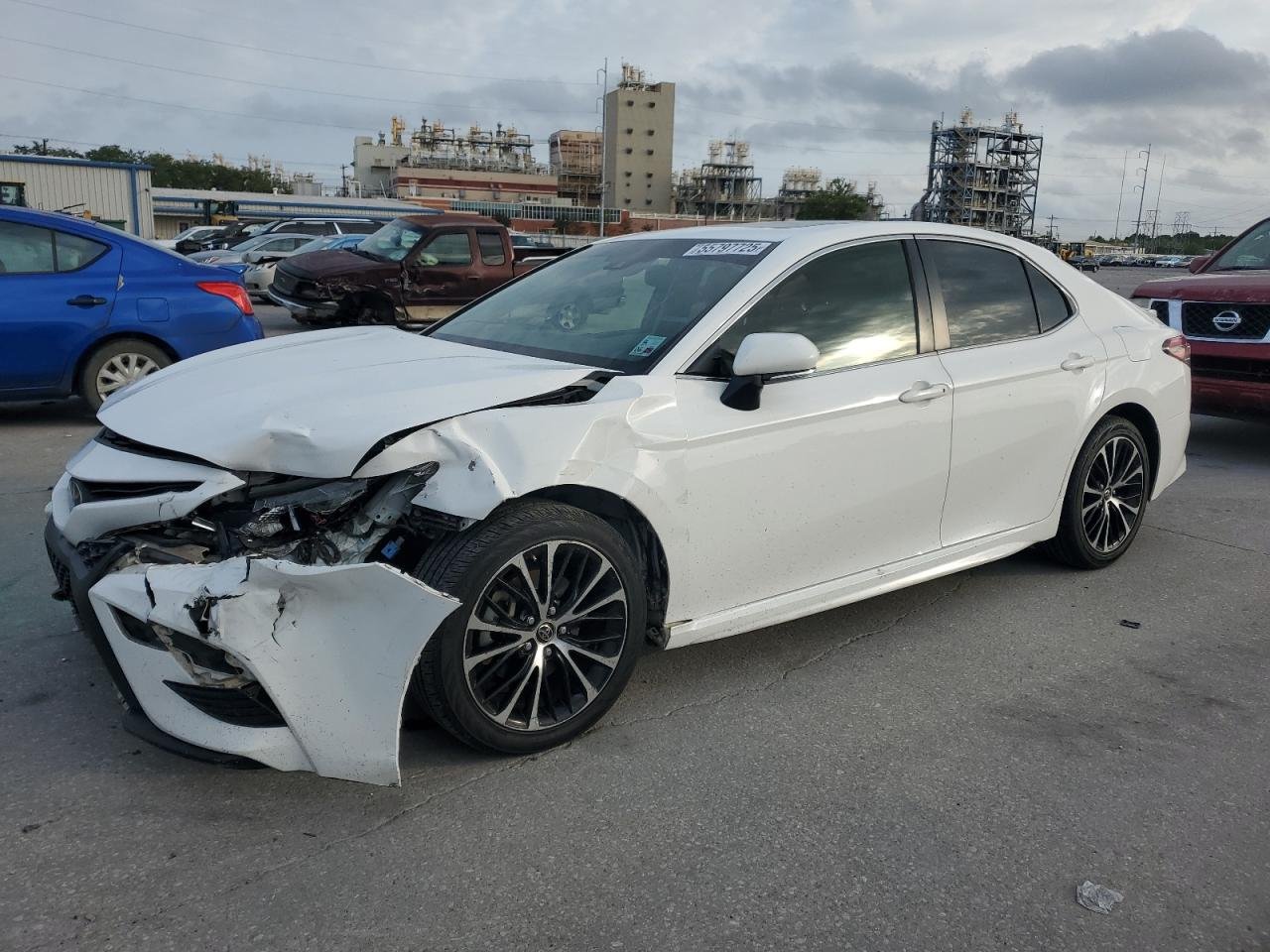 2020 Toyota Camry SE