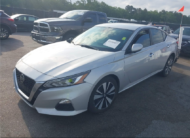 2022 Nissan Altima SV