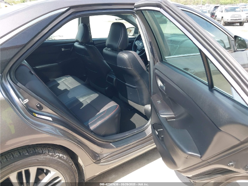 2017 Toyota Camry SE