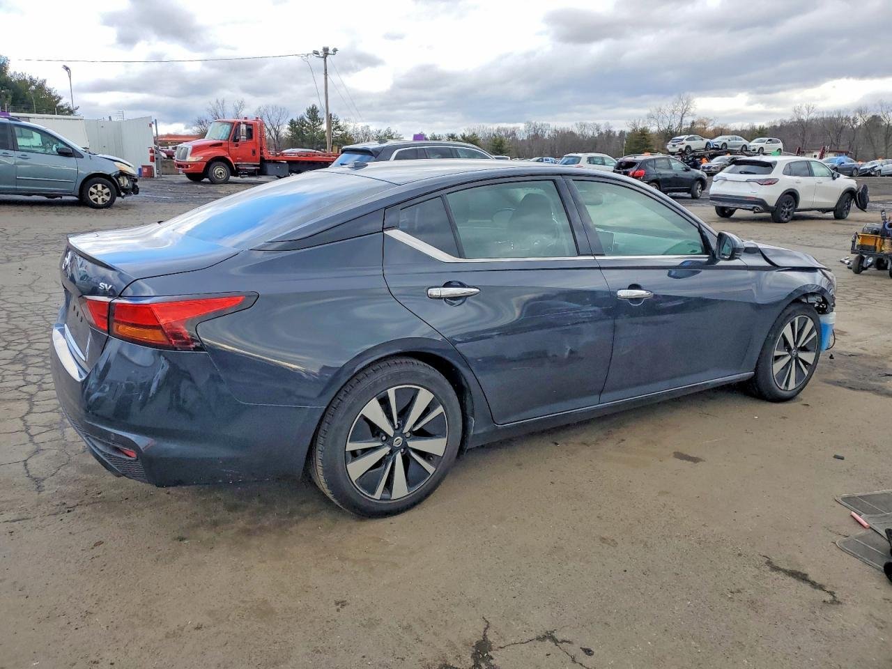2019 Nissan Altima SV