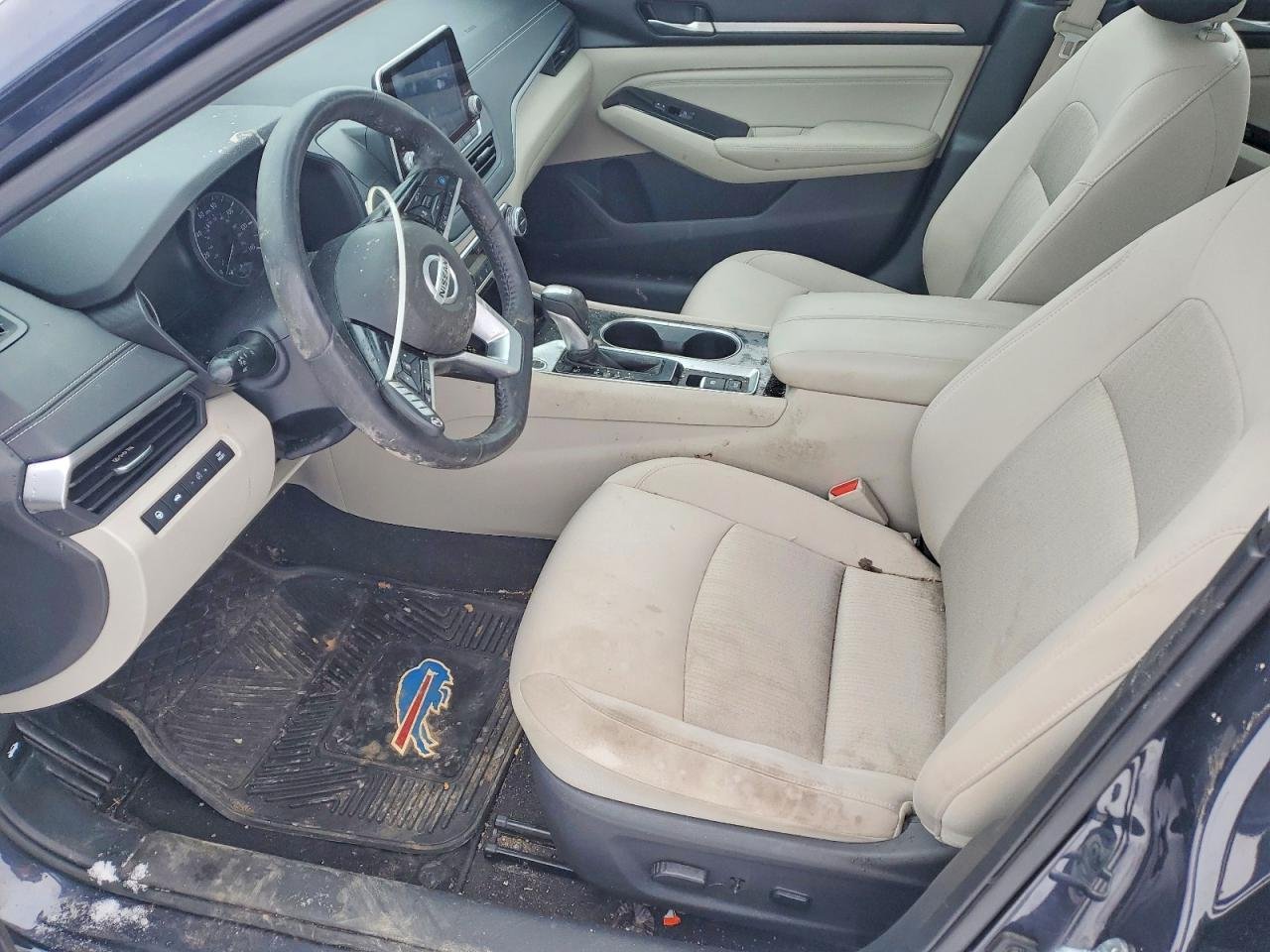 2020 Nissan Altima SV