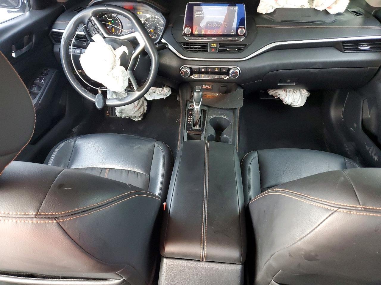 2021 Nissan Altima SR