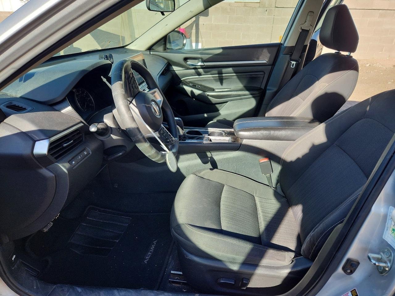 2021 Nissan Altima SV