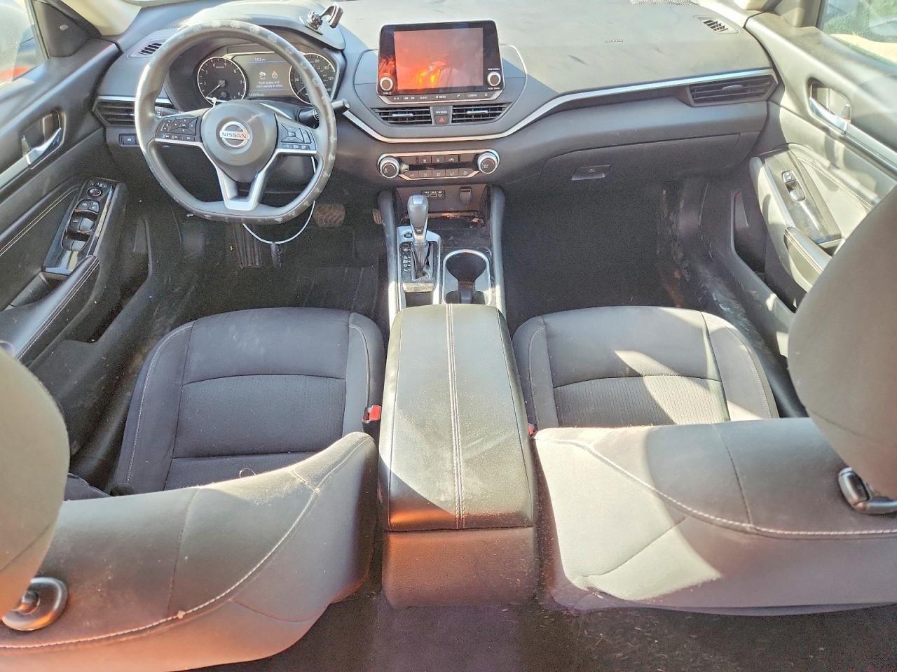 2021 Nissan Altima SV