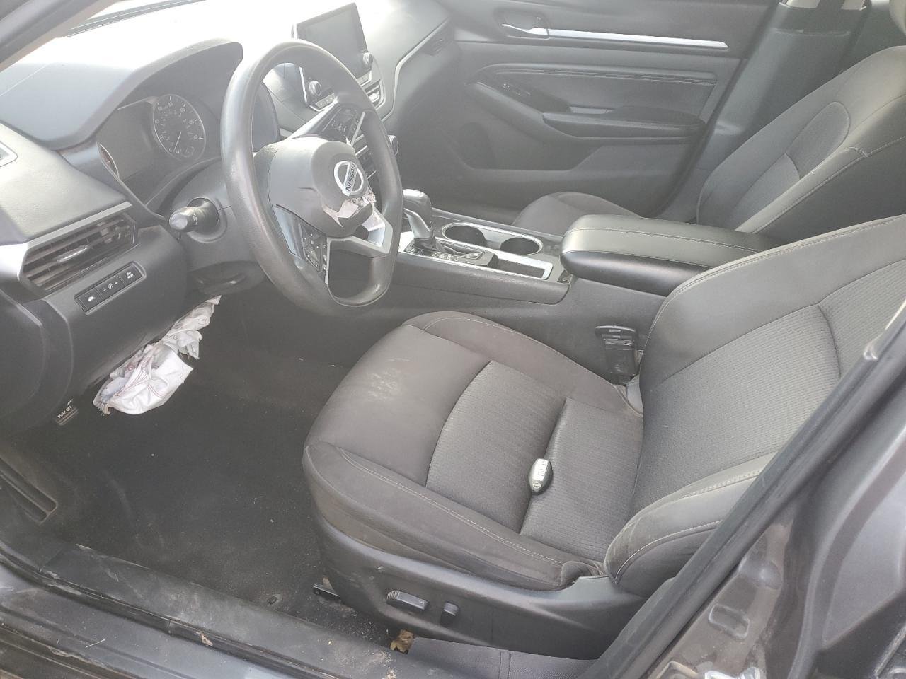 2021 Nissan Altima SV