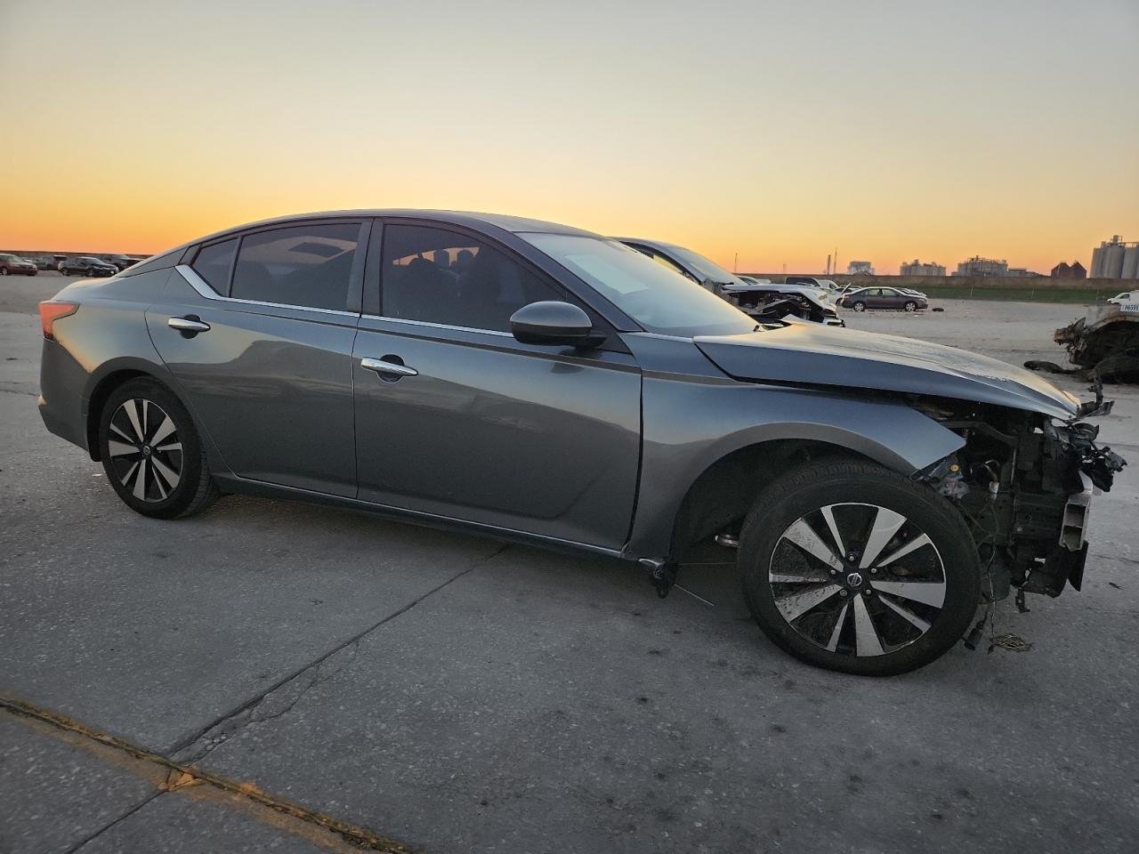 2022 Nissan Altima SV