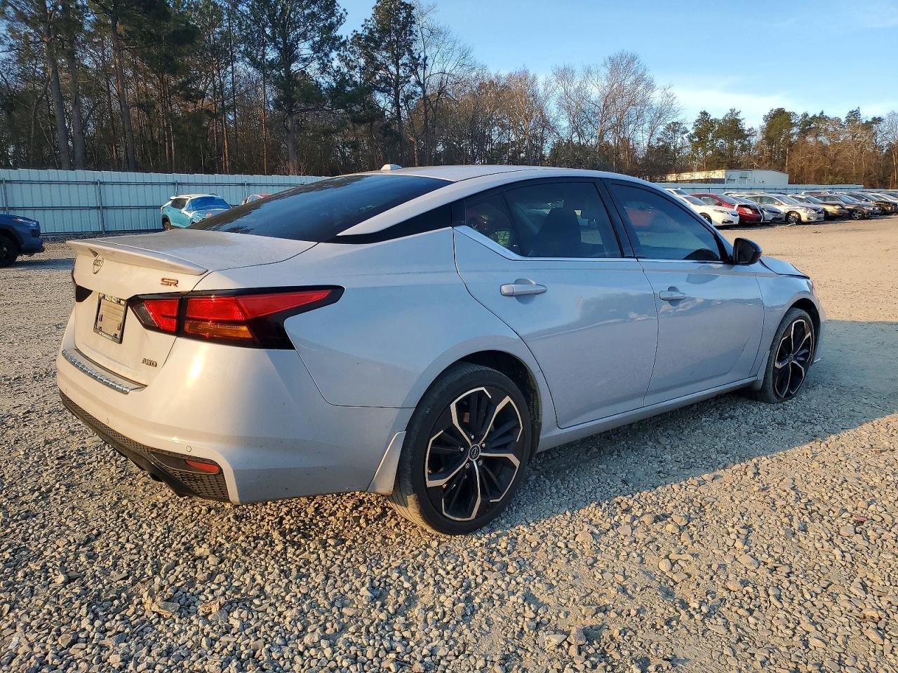 2023 Nissan Altima SR