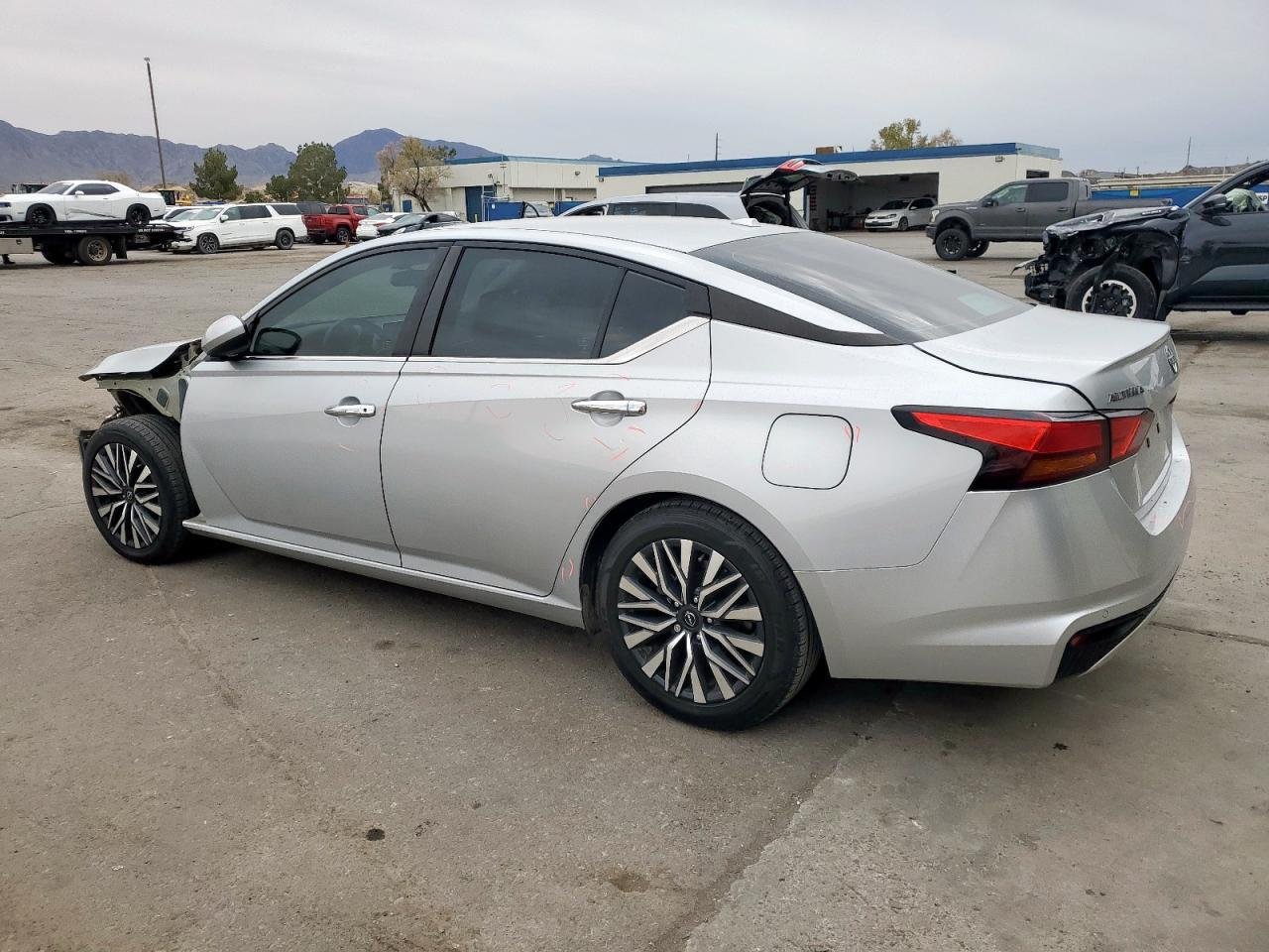 2023 Nissan Altima SV